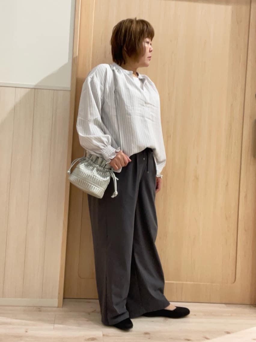 ポンさんの「SHOO･LA･RUE｜◆【高レビュー】洗えてサラサラ ニットパンプス」を使ったコーディネート