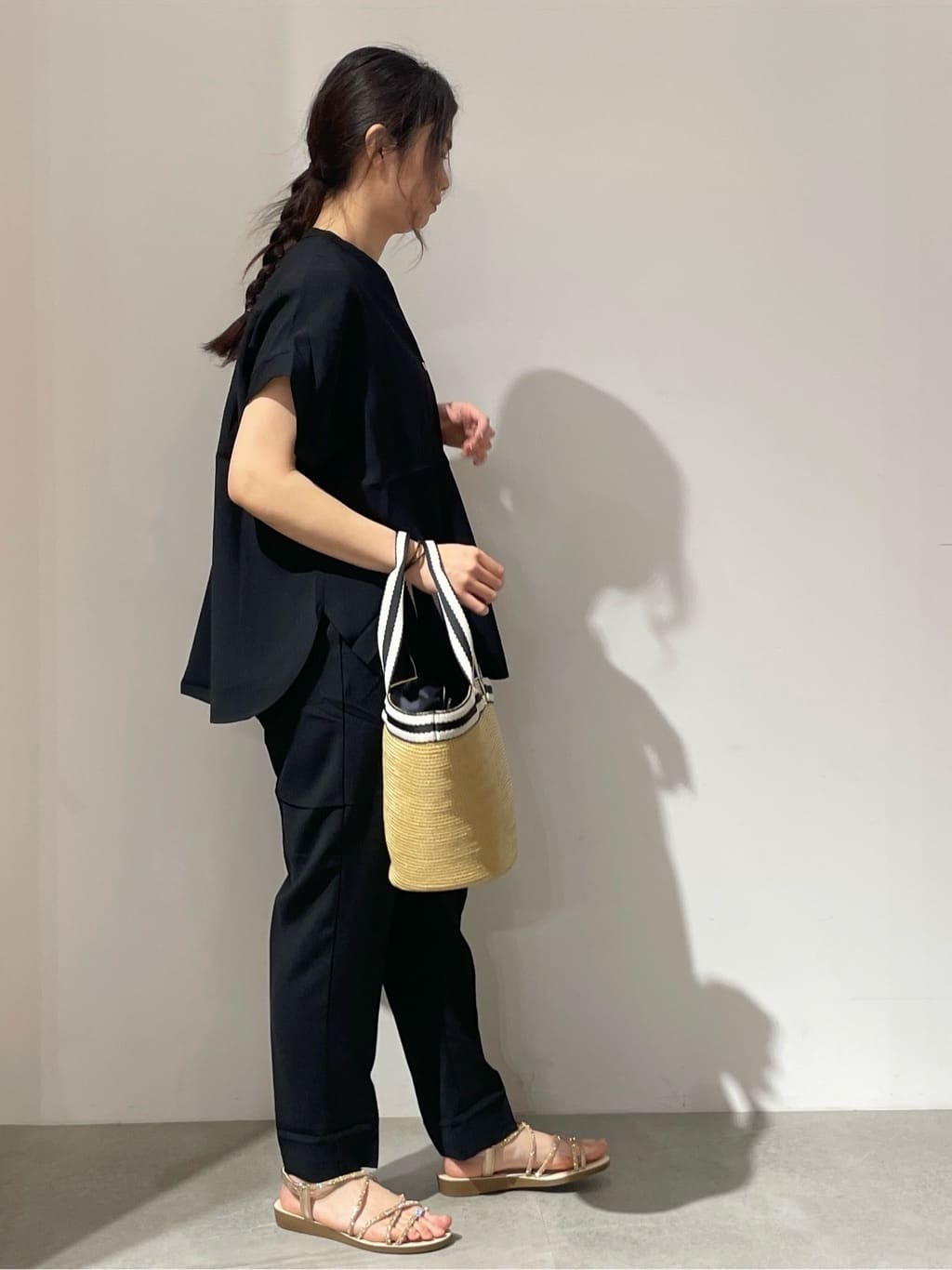 kanahoさんの「OPAQUE.CLIP｜《7色展開／SS-LLサイズ》ストレッチスキッパーブラウス／セットアップ対応【洗濯機洗い可／防シワ】」を使ったコーディネート