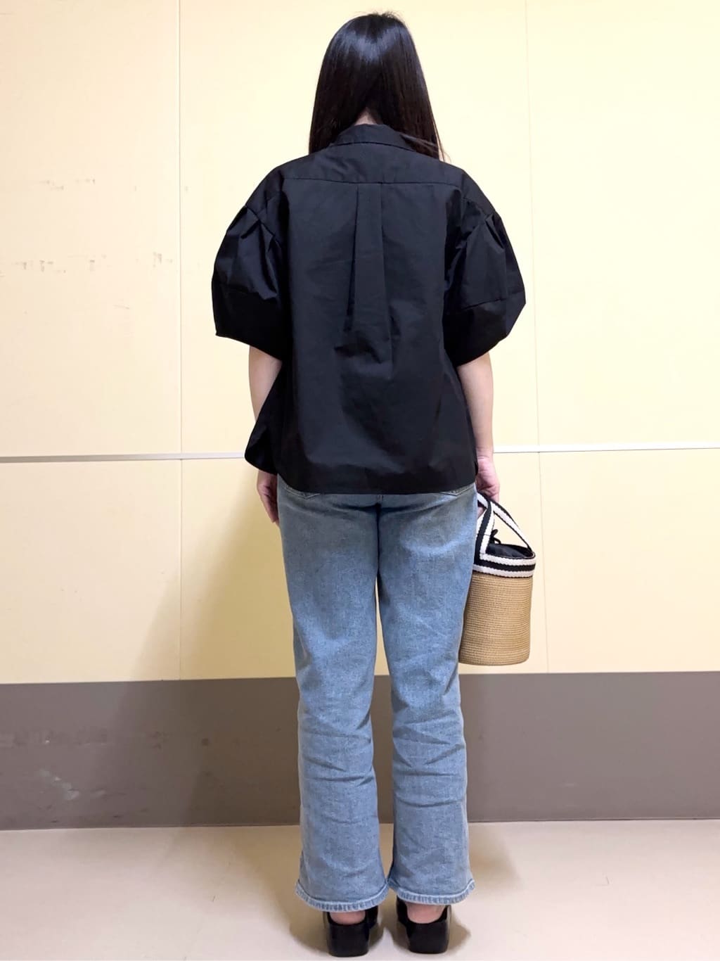 あきさんの「OPAQUE.CLIP｜◆《美人百花掲載》ランタンスリーブシャツ【洗濯機洗い可】」を使ったコーディネート