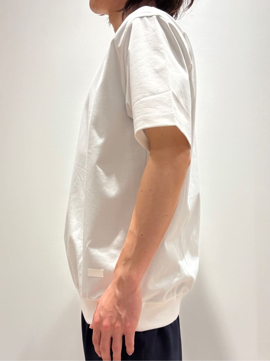 Kaiさんの「TAKEO KIKUCHI｜【抗菌防臭／5サイズ展開】ハイゲージポンチ Tシャツ」を使ったコーディネート