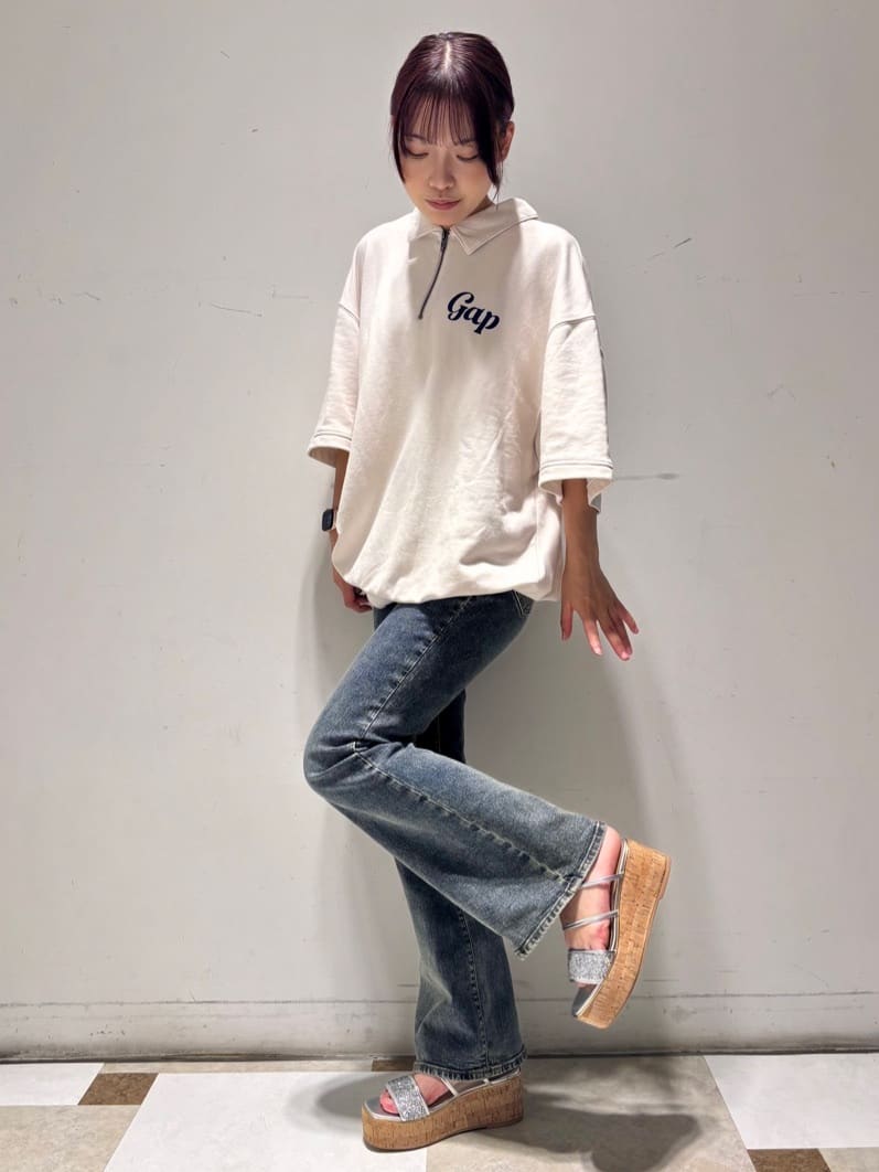 せらら⭐️さんの「ESPERANZA｜グリッター&times;クリアベルト 厚底コルクサンダル」を使ったコーディネート