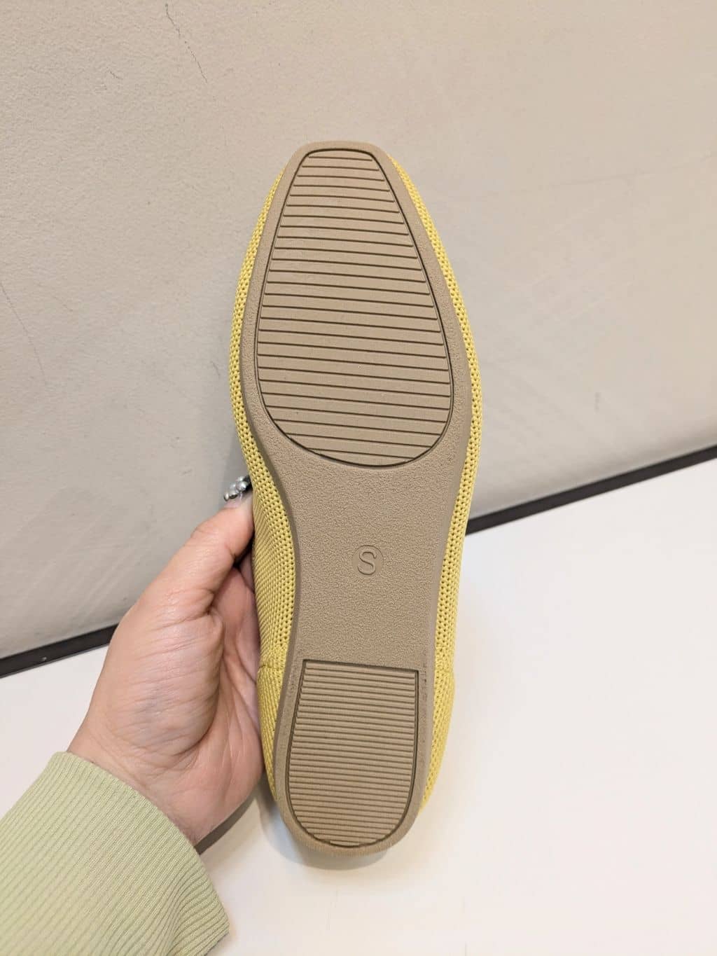 kawaさんの「SHOO･LA･RUE｜◆【高レビュー】洗えてサラサラ ニットパンプス」を使ったコーディネート