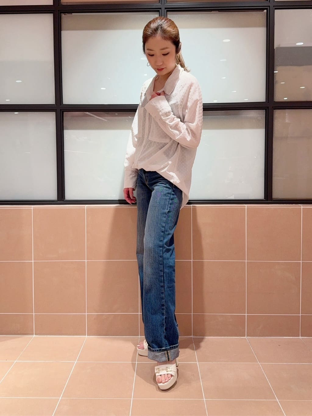 kaoriさんの「ESPERANZA｜アッパービット厚底ヒールサンダル」を使ったコーディネート