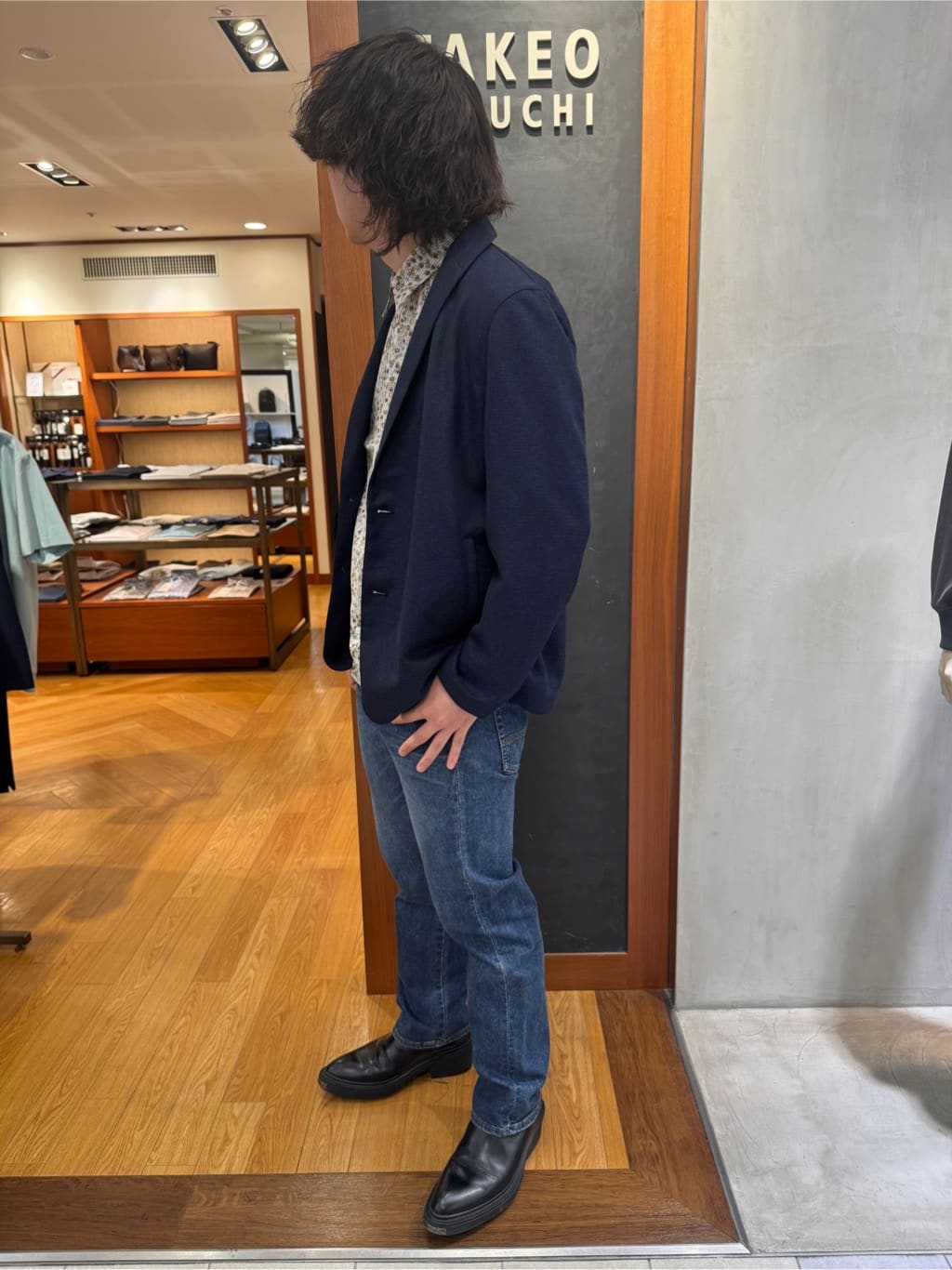 たくやさんの「TAKEO KIKUCHI｜【モンスターストレッチ】日本製 ウォッシュド デニムパンツ」を使ったコーディネート
