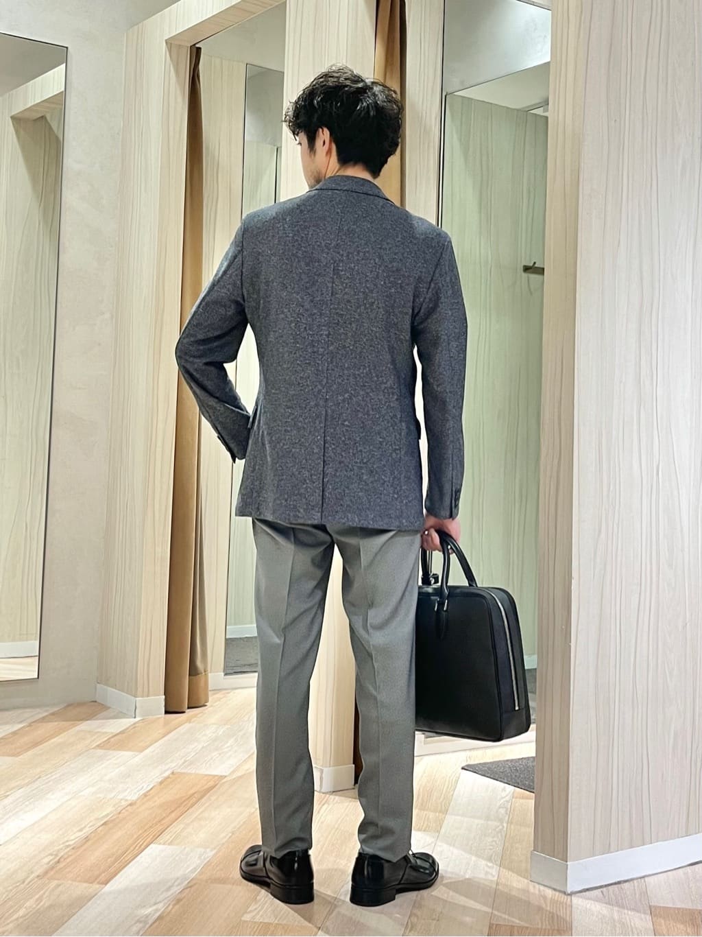 URAさんの「TAKEO KIKUCHI｜コーデュラ（R） コーティング ブリーフケース」を使ったコーディネート