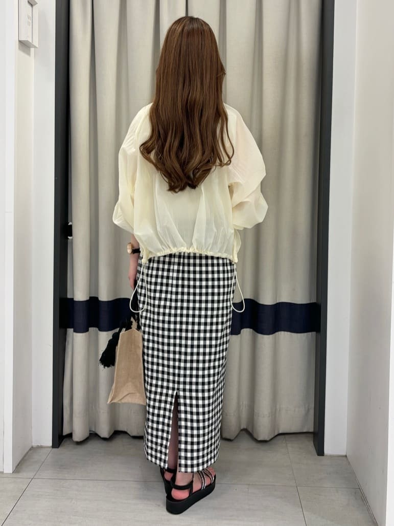 ainaさんの「grove｜」を使ったコーディネート