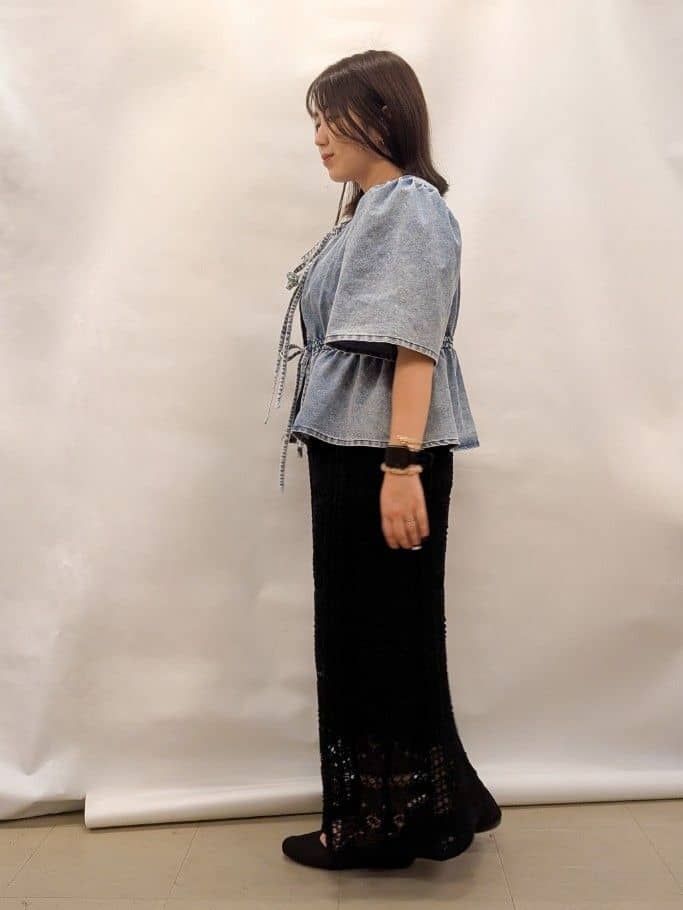 ｍｉｓａｋｉさんの「SHOO･LA･RUE｜◆かぎ針風パッチワークが大人かわいいニットスカート」を使ったコーディネート