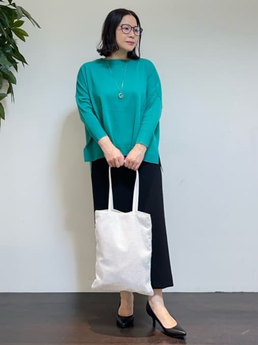 Asamiさんの「UNTITLED｜トリプルワントップペンダント」を使ったコーディネート