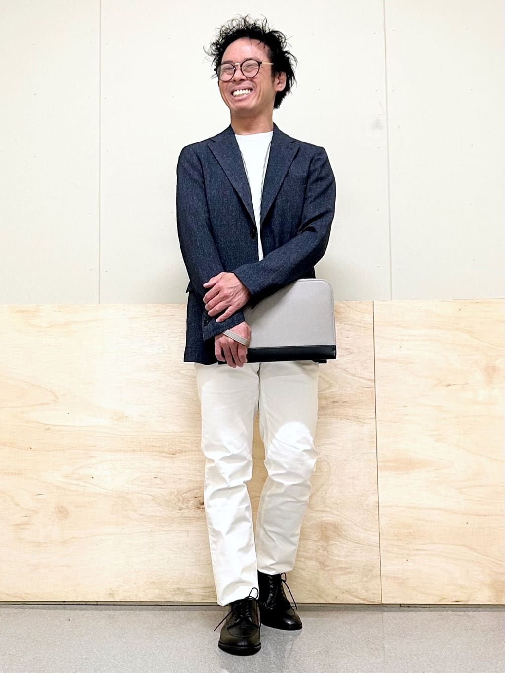 KENJI Iさんの「THE SHOP TK｜【ご好評につき再入荷！！】L字クラッチバッグ 冠婚葬祭/ビジネス/セレモニー/パーティー」を使ったコーディネート
