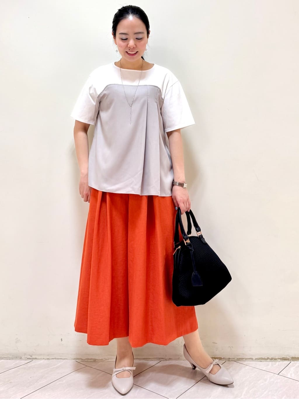 rincoさんの「Reflect｜◆【マシンウォッシュ可能】レイヤード風ジャージブラウス」を使ったコーディネート