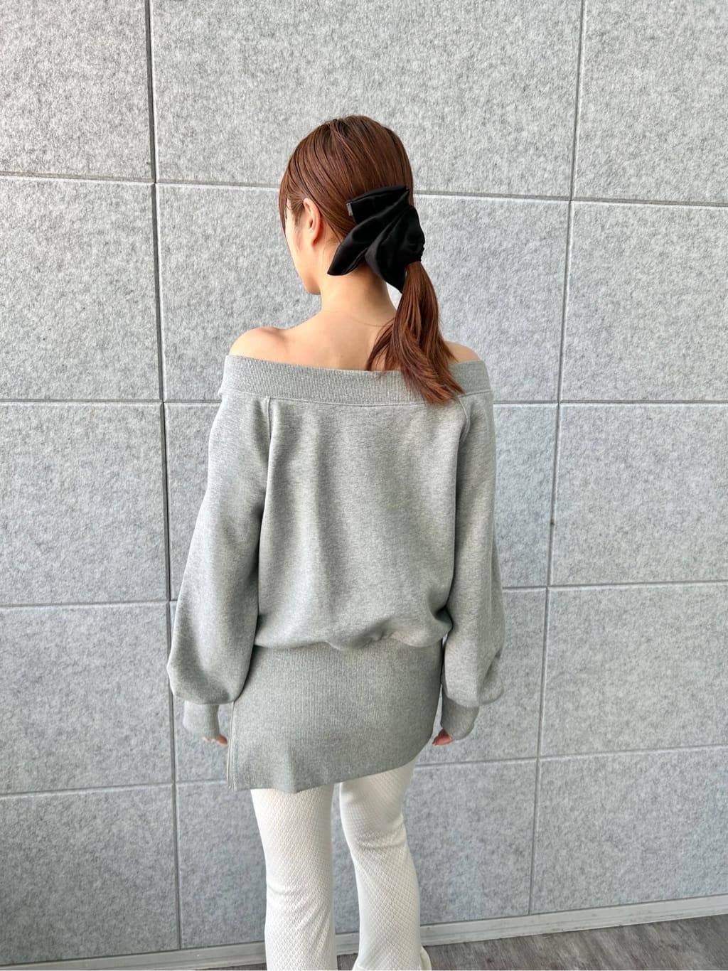 harunaさんの「CODE A｜lace knit pants」を使ったコーディネート