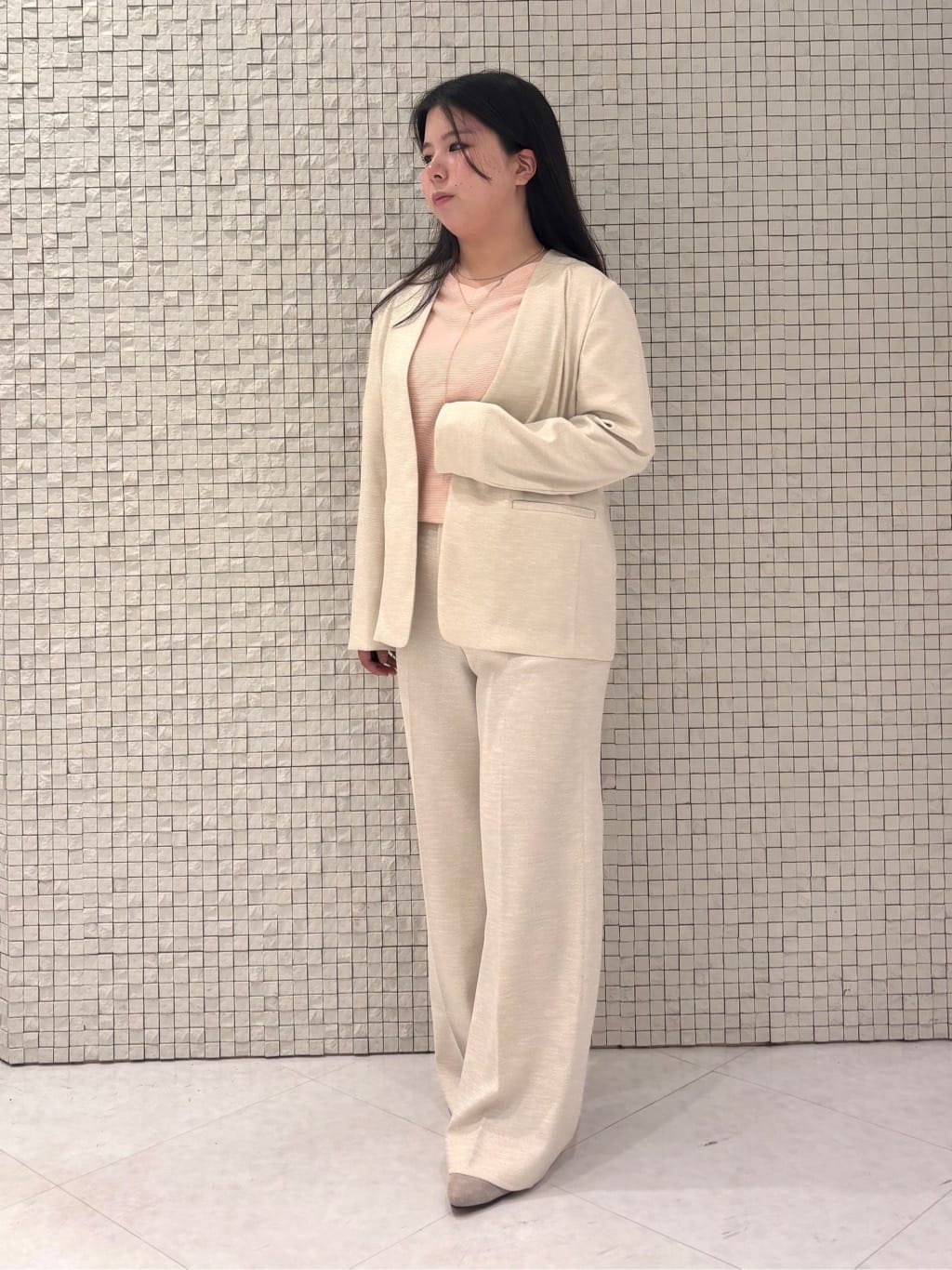 MEGUMIさんの「INDIVI｜」を使ったコーディネート