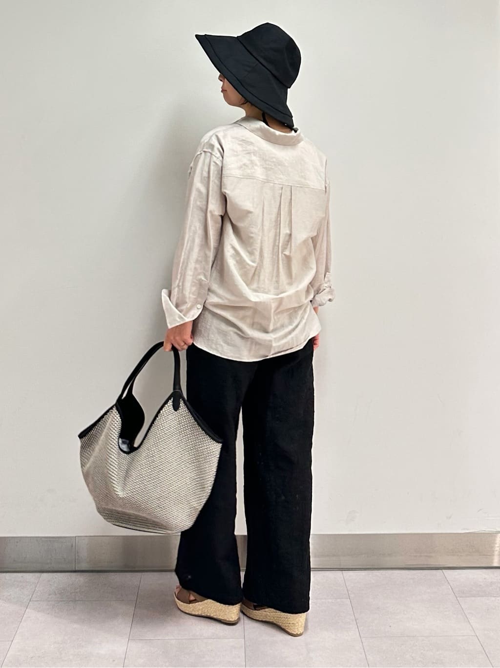 みなこさんの「UNTITLED｜◆【セットアップ可能/接触冷感/イージーケア】リラクミスト　ハーフスリーブジャケット」を使ったコーディネート