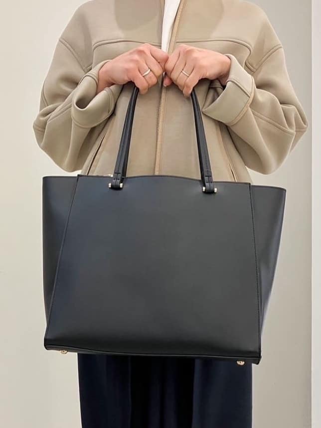 kanakoさんの「grove｜◆ダンボールジャージパイピングブルゾン」を使ったコーディネート