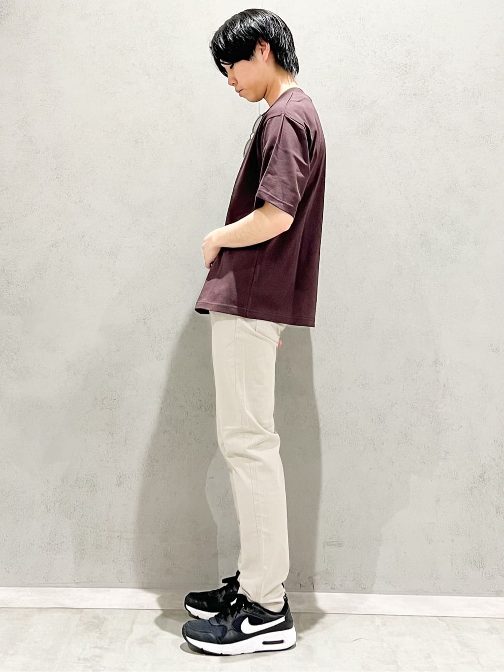 SHI-MAさんの「THE SHOP TK｜【オールシーズン穿ける！】7DAYSストレッチへリンボンパンツ　ON&hArr;OFF兼用」を使ったコーディネート