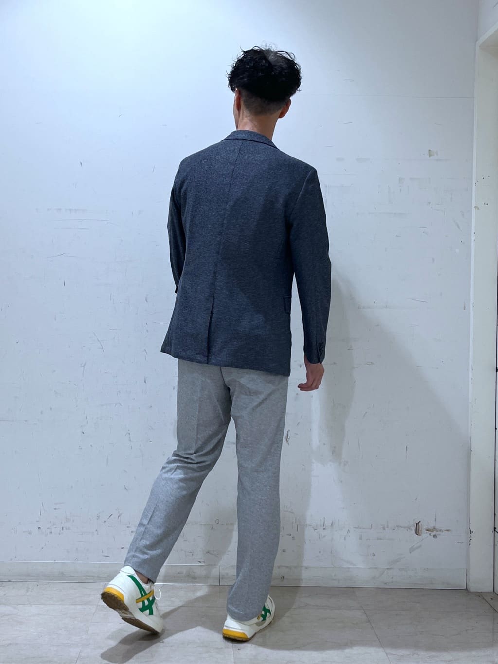 mutoさんの「TAKEO KIKUCHI｜【抗菌防臭／5サイズ展開】ハイゲージポンチ Tシャツ」を使ったコーディネート