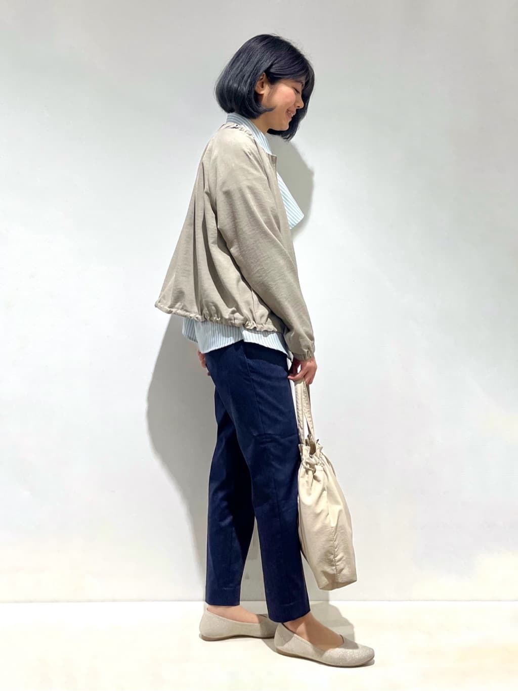 Fujiharuさんの「grove｜◆ケープフリルシャツブラウス」を使ったコーディネート