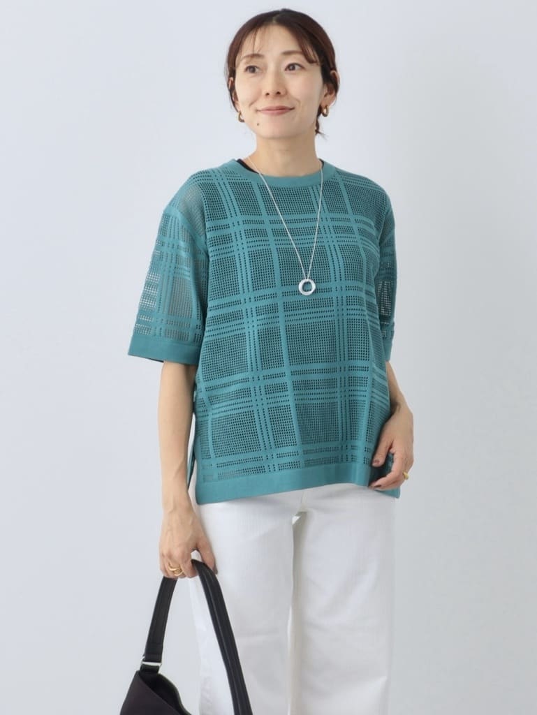 YUさんの「INDIVI｜◆【洗える】メッシュチェック柄ニット」を使ったコーディネート