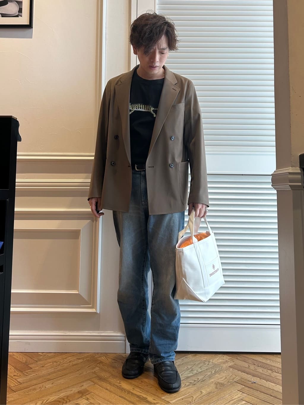 須田　慎二郎さんの「DRESSTERIOR｜【撥水加工/Safari5月号掲載】ローファー」を使ったコーディネート