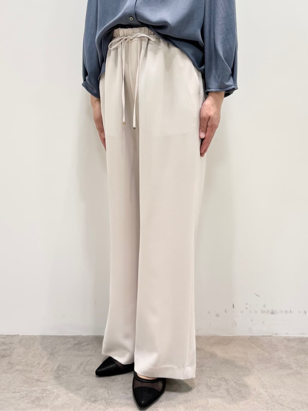 koyaさんの「Reflect｜◆【マシンウォッシュ可／セットアップ可】スリーブディティールブラウス」を使ったコーディネート