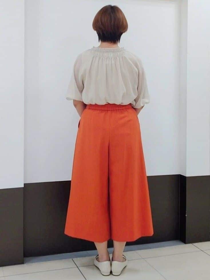 じゅりさんの「Reflect｜◆【洗える】タックスカート風ワイドパンツ」を使ったコーディネート