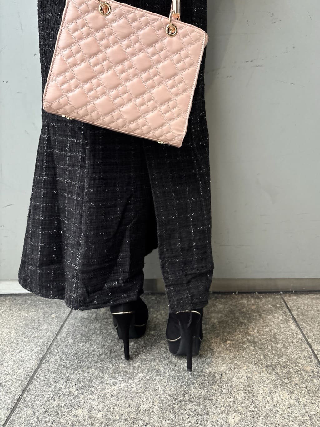 まっきーさんの「ESPERANZA｜2WAY超ハイヒール厚底パンプス」を使ったコーディネート