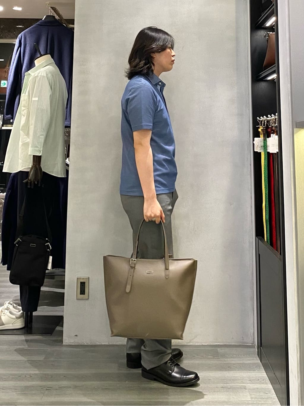 nishiさんの「TAKEO KIKUCHI｜【抗菌防臭／9色5サイズ展開】ハニカムメランジ ポロシャツ」を使ったコーディネート
