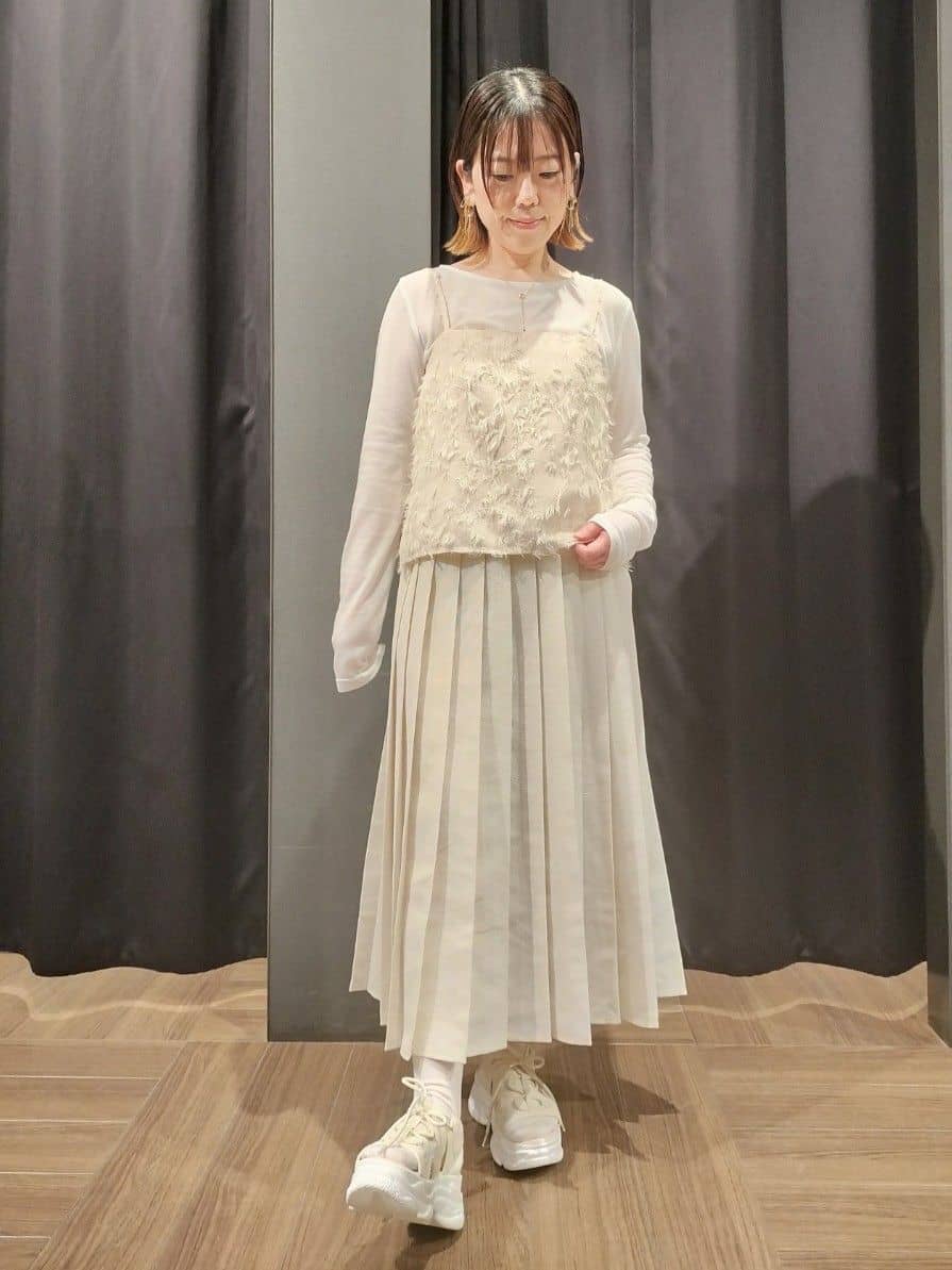 naoさんの「THE SHOP TK｜◆パナマメッシュスカート」を使ったコーディネート