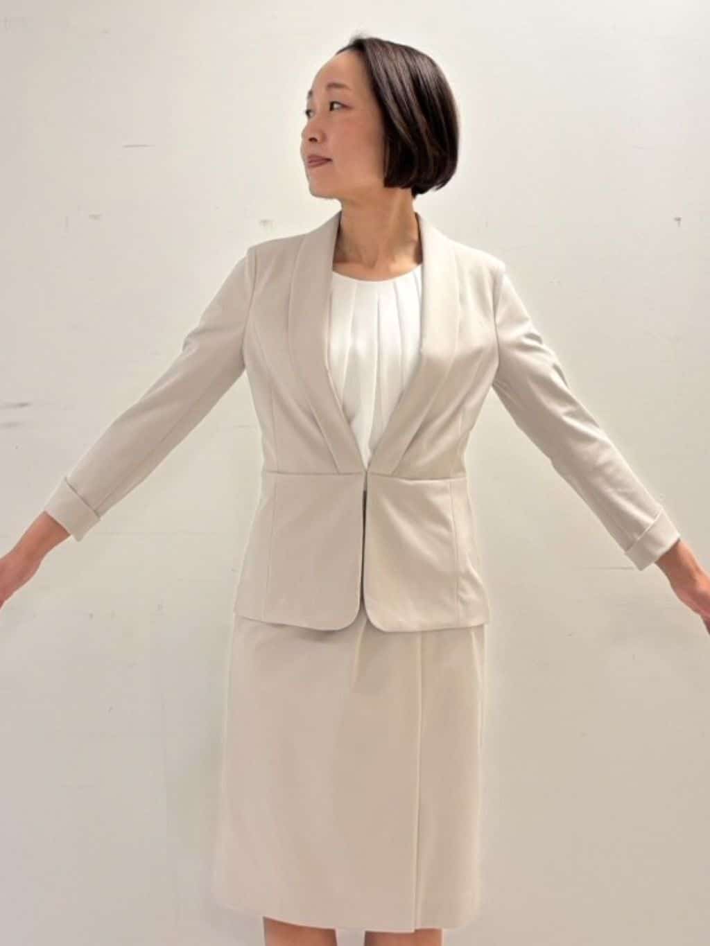 keikoさんの「COUP DE CHANCE｜【洗える／日本製】フロントタック半袖ブラウス」を使ったコーディネート