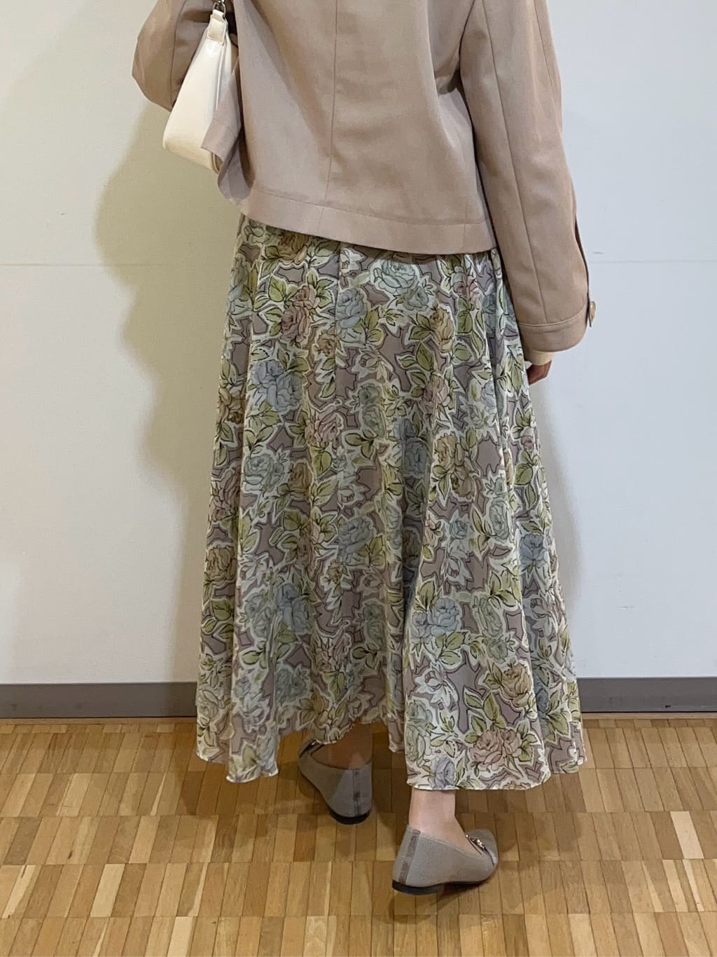 アイナさんの「UNTITLED｜」を使ったコーディネート