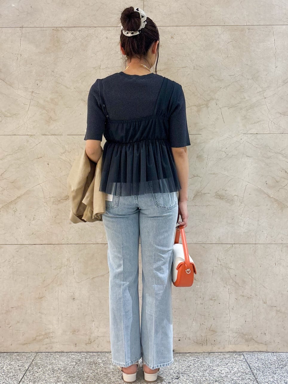 ふらわーさんの「index｜《丈が選べる》ストレートデニムパンツ【洗濯機洗い可】」を使ったコーディネート