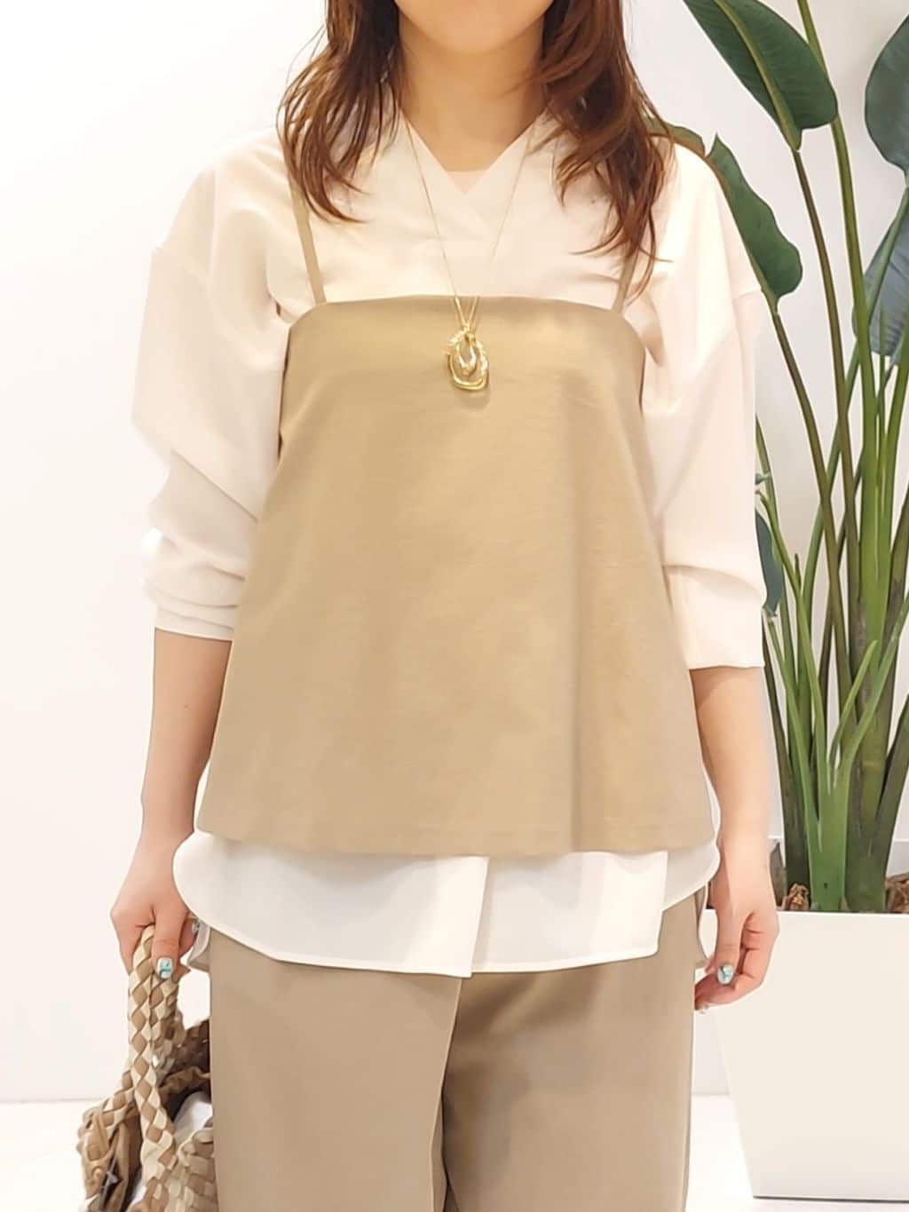 YuKaRiさんの「UNTITLED｜◆ビッグトップネックレス」を使ったコーディネート