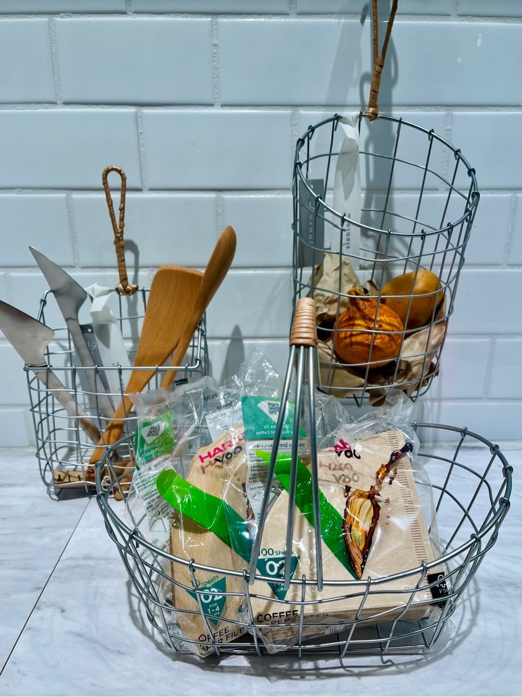 ぐっちさんの「212 KITCHEN STORE｜デュソール ハンギングバスケット ラウンド」を使ったコーディネート