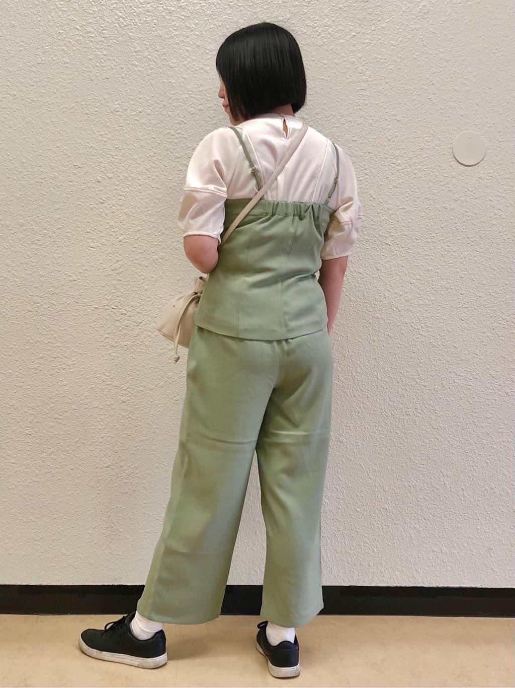 Tsuruさんの「SHOO･LA･RUE｜◆キラキラパーツ付き巾着ショルダーバッグ」を使ったコーディネート