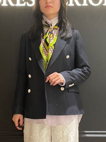 Karinさんの「DRESSTERIOR｜◆ドットスクエアシルクスカーフ」を使ったコーディネート