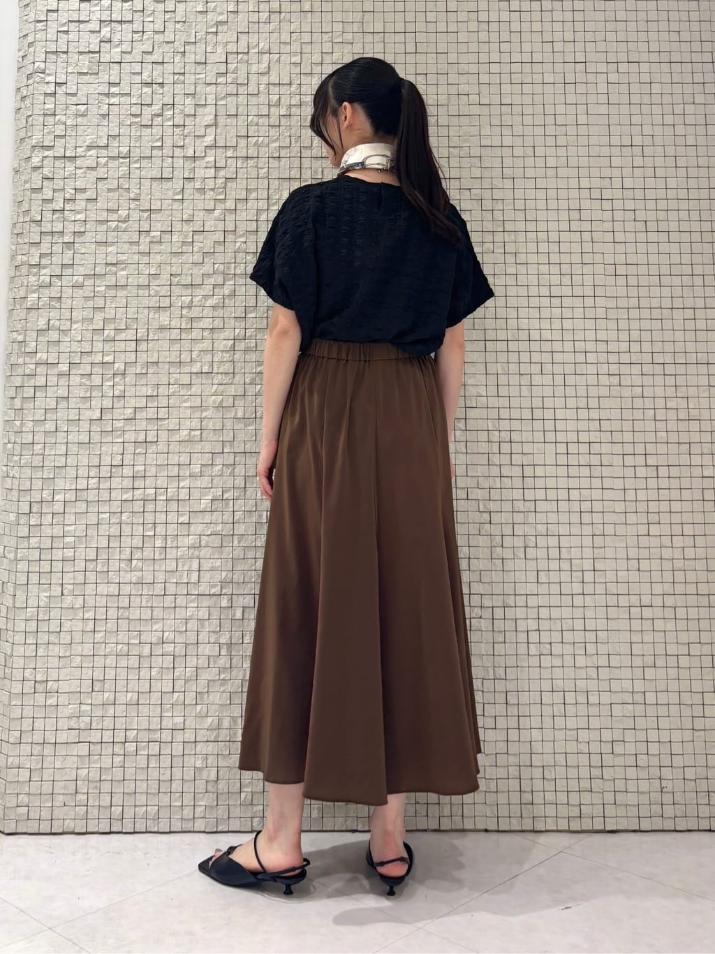 ibukiさんの「INDIVI｜◆【洗える／凹凸素材／UVケア】コンパクトトップス」を使ったコーディネート