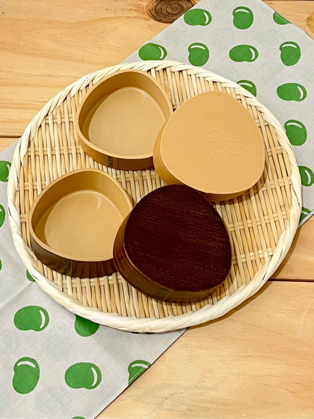ぐっちさんの「212 KITCHEN STORE｜ふんわりできる、国産天然木ひのきのおむすび型 2個」を使ったコーディネート