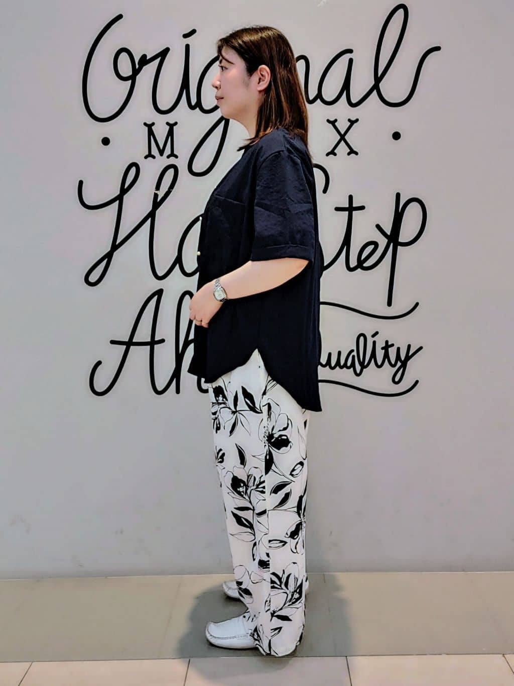 rokoさんの「THE SHOP TK｜◆ロゴアソートTシャツ【接触冷感/UVケア/洗濯機OK】」を使ったコーディネート