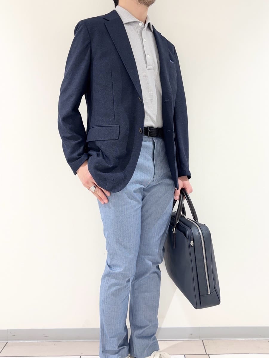 及川さんの「TAKEO KIKUCHI｜【Made in JAPAN】播州織 ヘリンボン ストレート パンツ」を使ったコーディネート