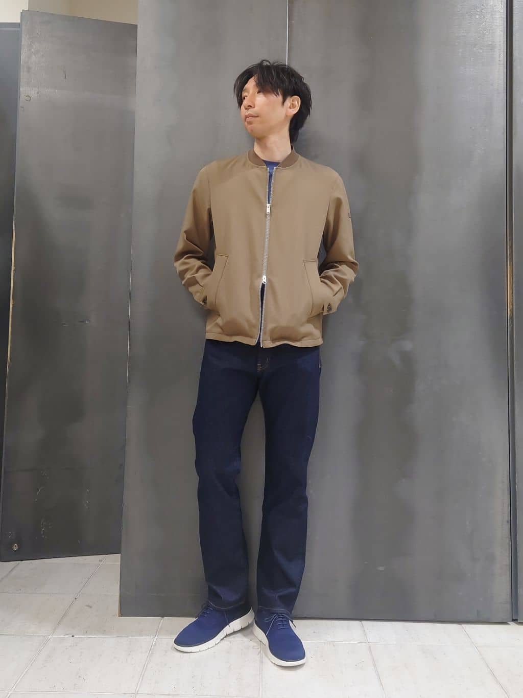 kawamuさんの「TAKEO KIKUCHI｜【モンスターストレッチ】日本製 ワンウォッシュ デニムパンツ」を使ったコーディネート