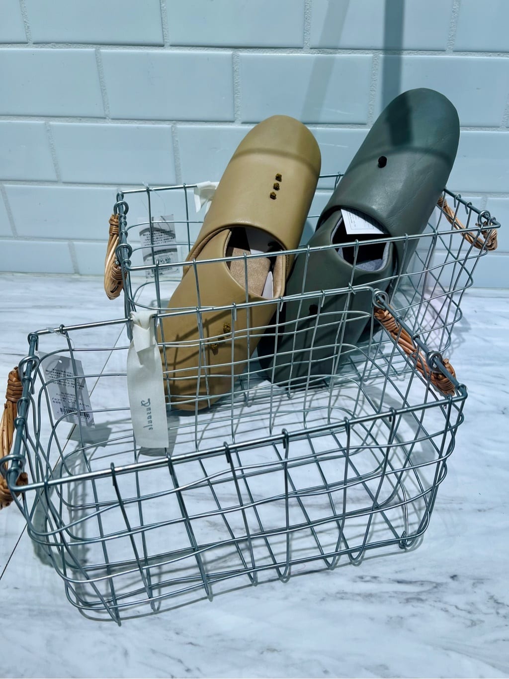 ぐっちさんの「212 KITCHEN STORE｜デュソール ハンギングバスケット ラウンド」を使ったコーディネート
