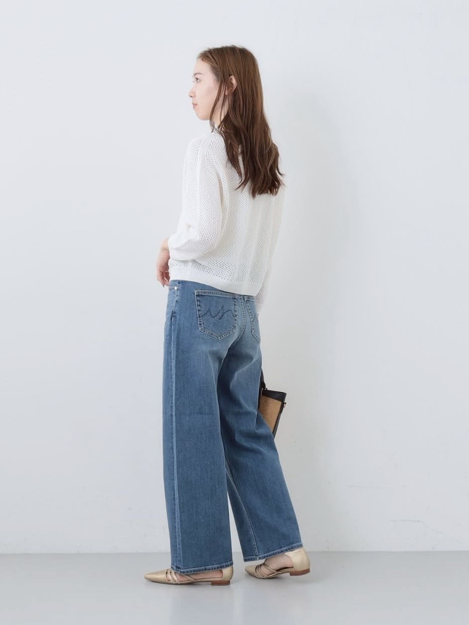 mitsukiさんの「INDIVI｜【褒められデニム】ワイドストレート デニムパンツ」を使ったコーディネート