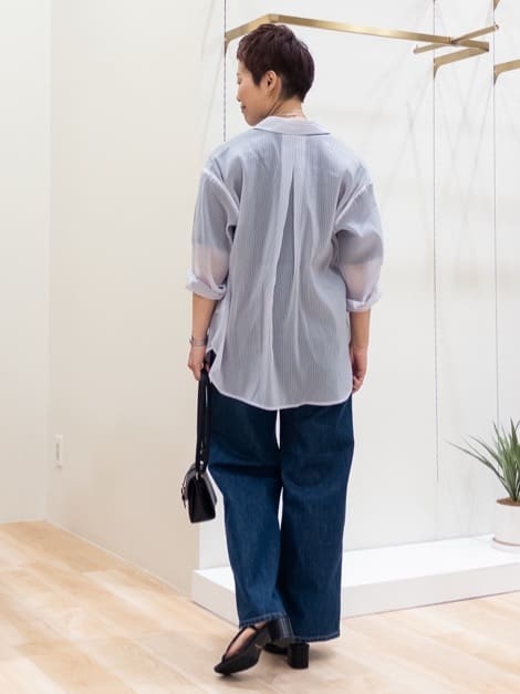 シュウコさんの「grove｜【Lee&times;grove別注】WIDE DENIM PANTS」を使ったコーディネート