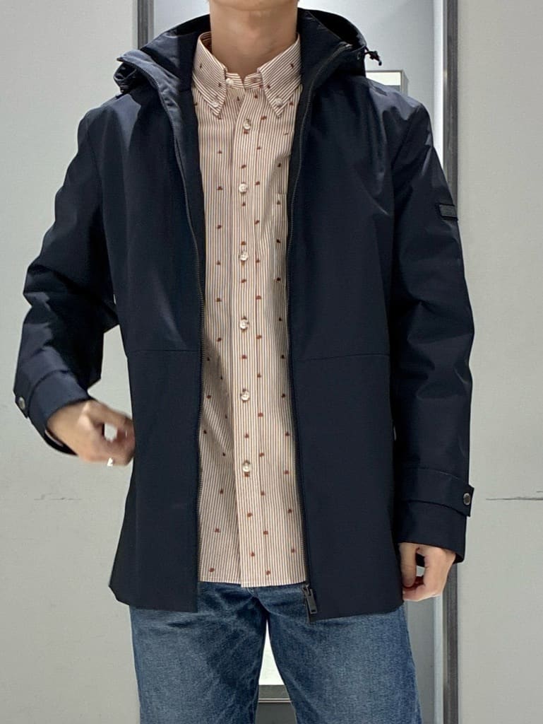 わいずみさんの「TAKEO KIKUCHI｜ハットモチーフ ジャカード ストライプ シャツ」を使ったコーディネート