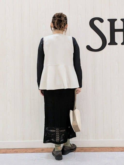 さくみぃさんの「SHOO･LA･RUE｜◆【洗える/S-LL/2点セット】1セットあると便利 シアーレイヤードロンTセット」を使ったコーディネート
