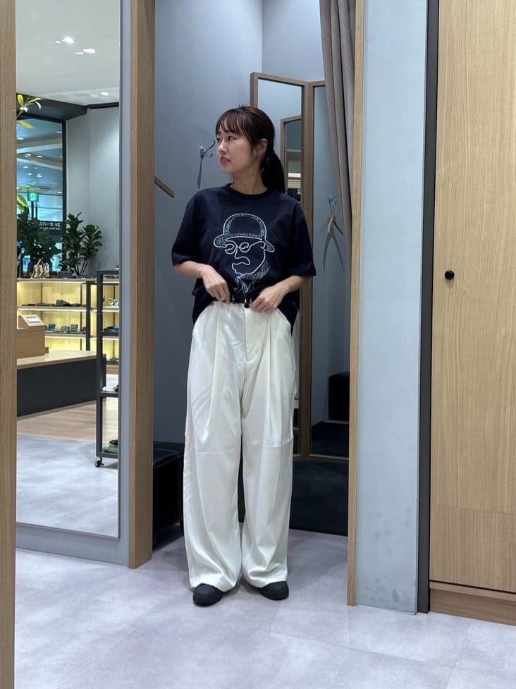 よぴさんの「TAKEO KIKUCHI｜【TAKEO KIKUCHI &times; THE BEDFORD HOTEL】オールメタルフレーム サングラ」を使ったコーディネート