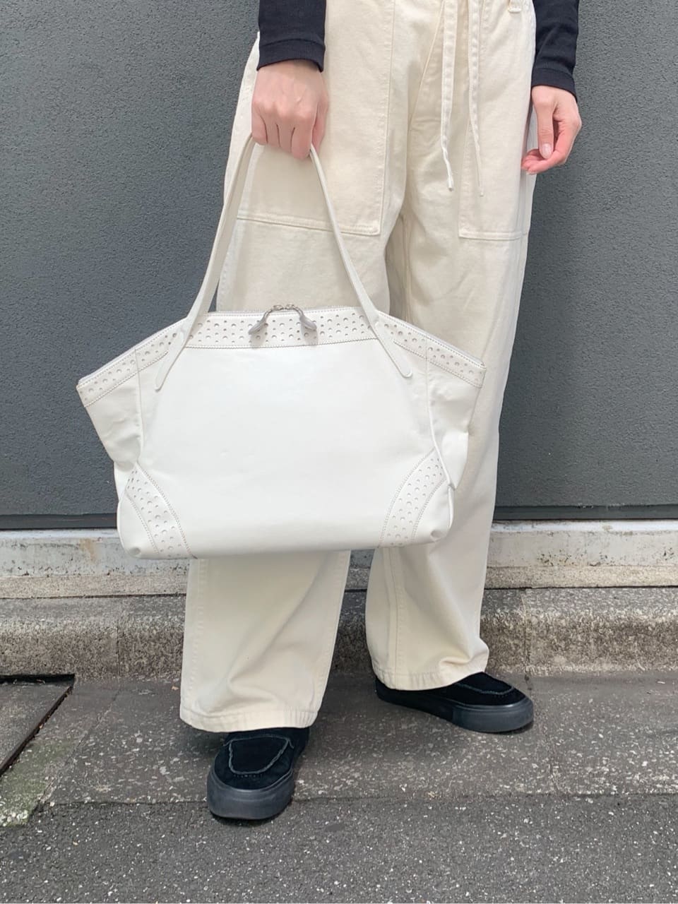 Kさんの「HIROKO HAYASHI｜VELENO（ヴェレーノ）ボストンバッグ」を使ったコーディネート