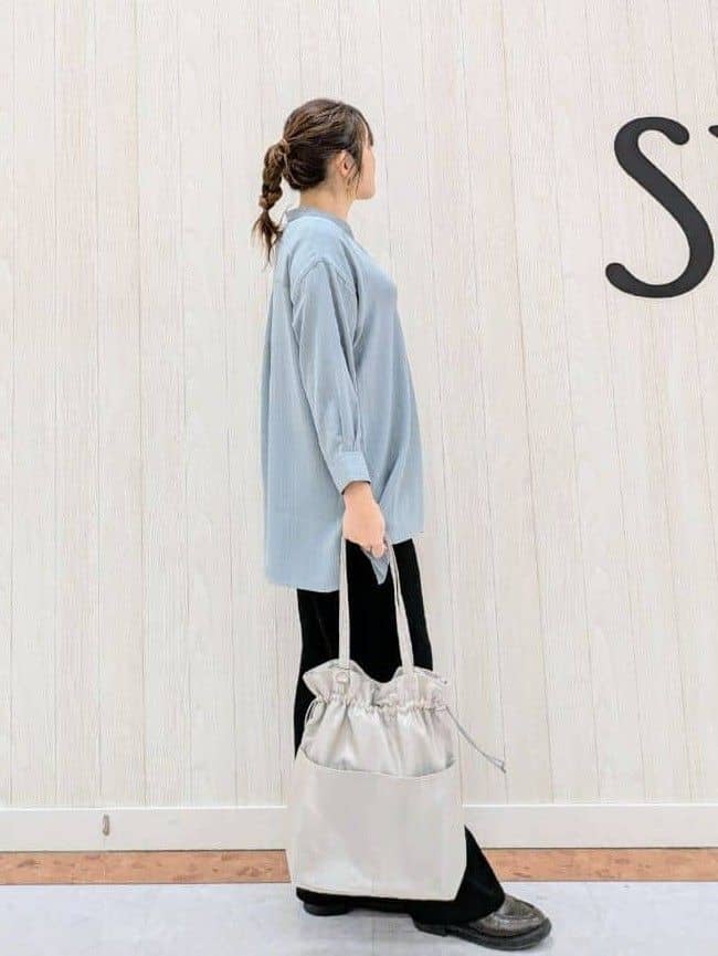 さくみぃさんの「SHOO･LA･RUE｜◆【洗える/S-LL】さらさらタッチが心地よい ゆったりチュニック」を使ったコーディネート
