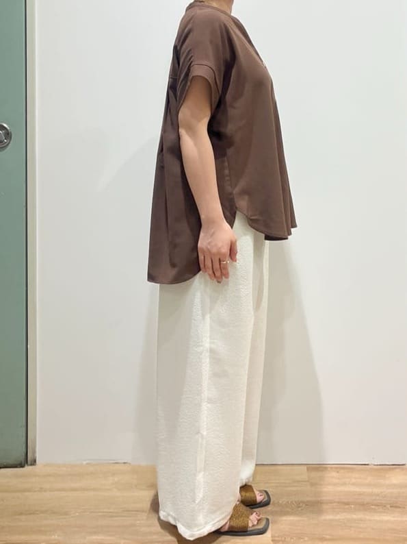 chiakiさんの「OPAQUE.CLIP｜《7色展開／SS-LLサイズ》ストレッチスキッパーブラウス／セットアップ対応【洗濯機洗い可／防シワ】」を使ったコーディネート