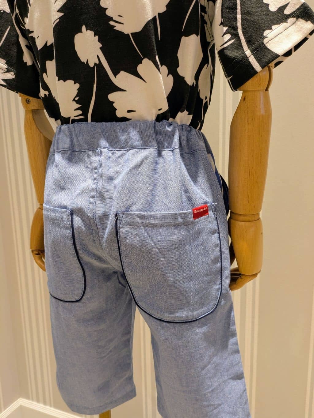 Yoshidaさんの「Dessin｜」を使ったコーディネート